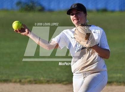 Thumbnail 1 in Kaiser vs. Diamond Ranch photogallery.