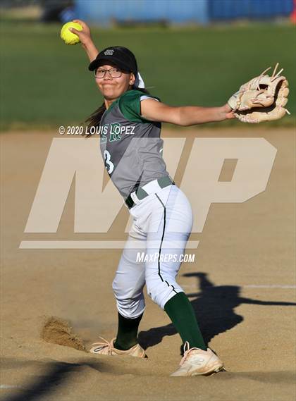 Thumbnail 2 in Kaiser vs. Diamond Ranch photogallery.