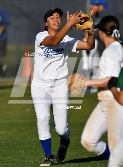 Thumbnail 3 in Kaiser vs. Diamond Ranch photogallery.