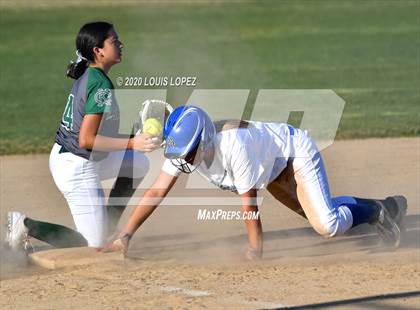 Thumbnail 3 in Kaiser vs. Diamond Ranch photogallery.