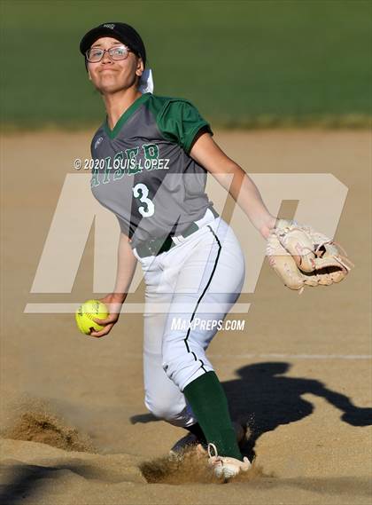 Thumbnail 3 in Kaiser vs. Diamond Ranch photogallery.