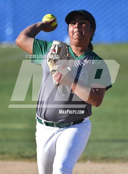 Thumbnail 3 in Kaiser vs. Diamond Ranch photogallery.