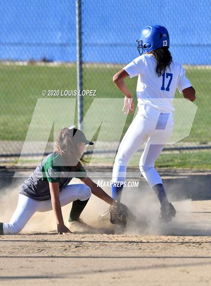 Thumbnail 2 in Kaiser vs. Diamond Ranch photogallery.