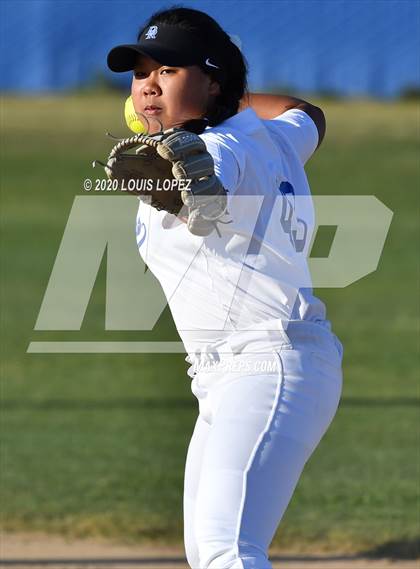 Thumbnail 2 in Kaiser vs. Diamond Ranch photogallery.