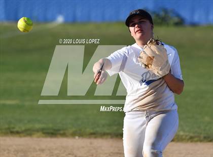 Thumbnail 2 in Kaiser vs. Diamond Ranch photogallery.