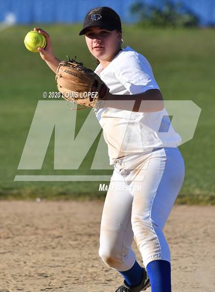 Thumbnail 3 in Kaiser vs. Diamond Ranch photogallery.