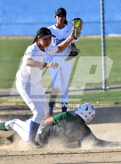 Thumbnail 3 in Kaiser vs. Diamond Ranch photogallery.