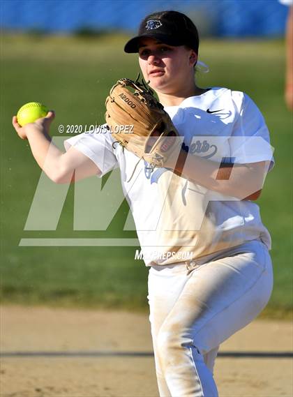 Thumbnail 2 in Kaiser vs. Diamond Ranch photogallery.