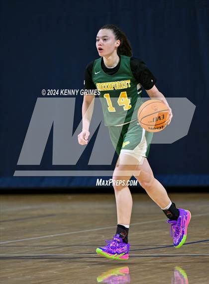 Thumbnail 3 in Wekiva vs. Greenforest (She Got Game Classic) photogallery.