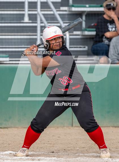 Thumbnail 1 in Bountiful vs. Stansbury (UHSAA 5A Bracket Play) photogallery.
