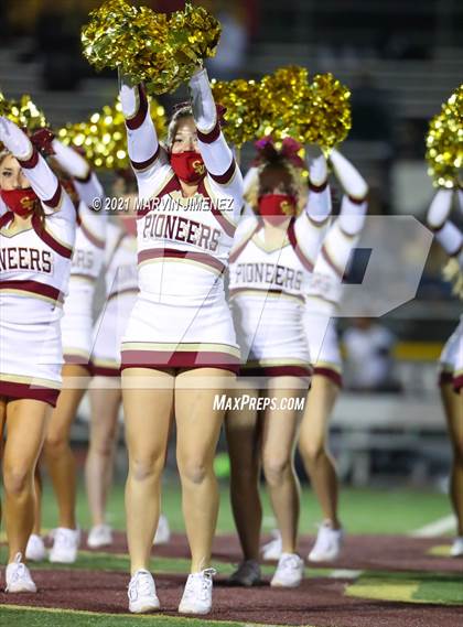 Thumbnail 3 in Simi Valley vs Oak Park photogallery.