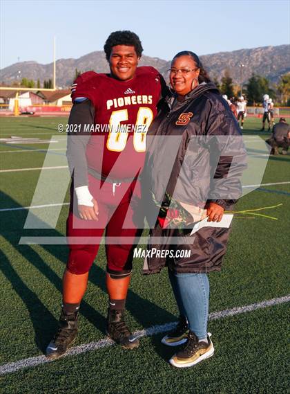Thumbnail 2 in Simi Valley vs Oak Park photogallery.