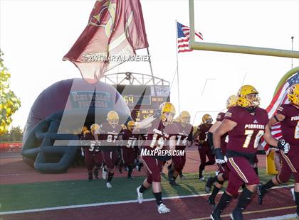 Thumbnail 3 in Simi Valley vs Oak Park photogallery.
