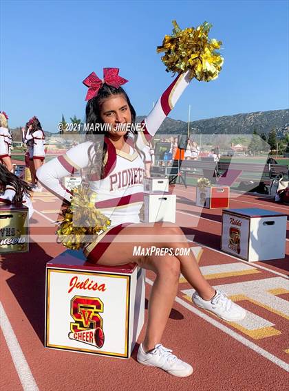 Thumbnail 2 in Simi Valley vs Oak Park photogallery.