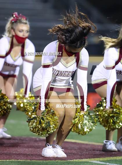 Thumbnail 3 in Simi Valley vs Oak Park photogallery.