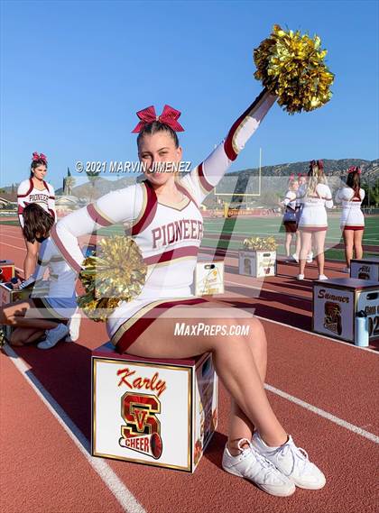 Thumbnail 3 in Simi Valley vs Oak Park photogallery.