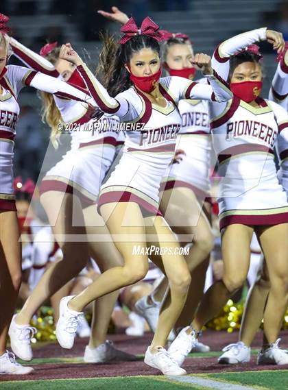 Thumbnail 3 in Simi Valley vs Oak Park photogallery.