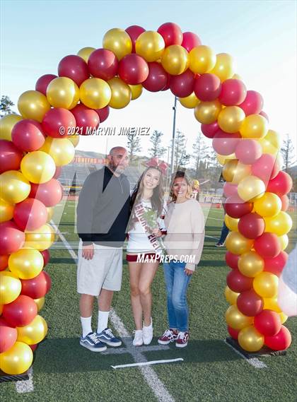 Thumbnail 2 in Simi Valley vs Oak Park photogallery.