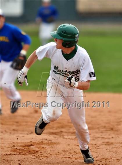 Thumbnail 3 in Eagle vs Caldwell (5A District Tournament) photogallery.
