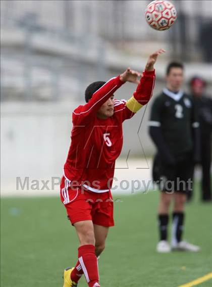 Thumbnail 3 in Belton vs. Southlake Carroll (RRISD Soccer Classic) photogallery.