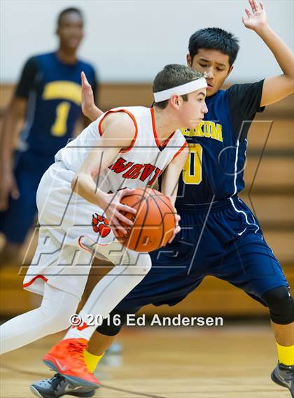 Thumbnail 2 in Inderkum @ Woodland photogallery.