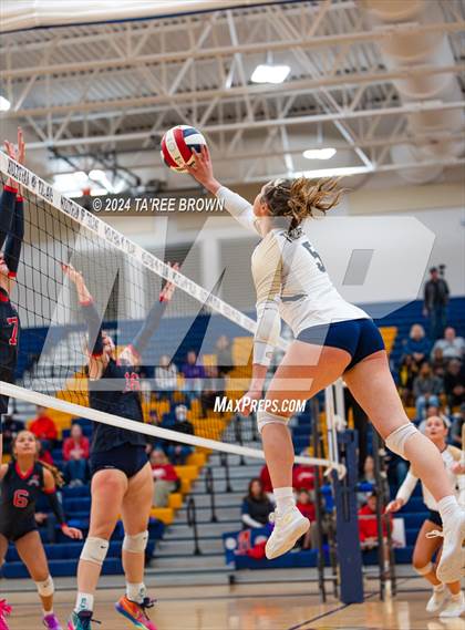 Thumbnail 1 in Albemarle @ Midlothian (VHSL Class 5 Region C Final) photogallery.