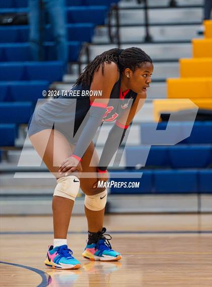 Thumbnail 3 in Albemarle @ Midlothian (VHSL Class 5 Region C Final) photogallery.