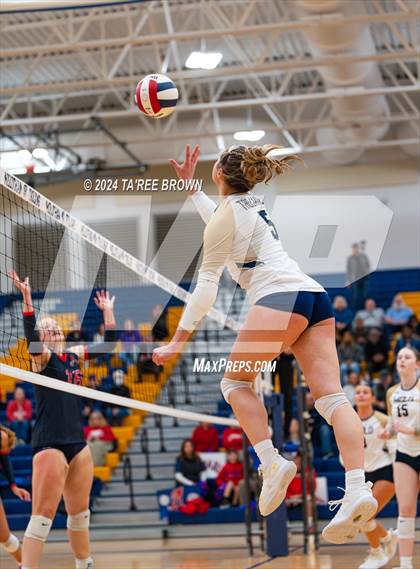Thumbnail 2 in Albemarle @ Midlothian (VHSL Class 5 Region C Final) photogallery.