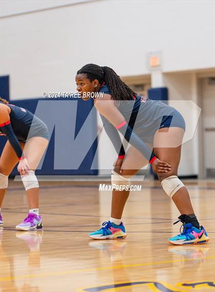 Thumbnail 2 in Albemarle @ Midlothian (VHSL Class 5 Region C Final) photogallery.