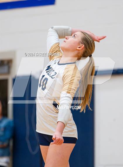 Thumbnail 3 in Albemarle @ Midlothian (VHSL Class 5 Region C Final) photogallery.