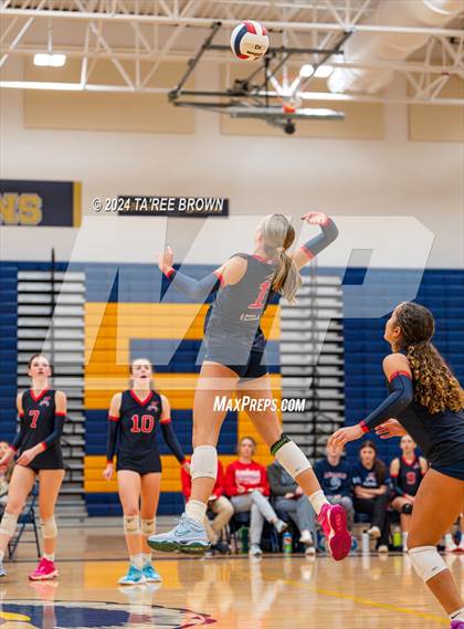 Thumbnail 3 in Albemarle @ Midlothian (VHSL Class 5 Region C Final) photogallery.