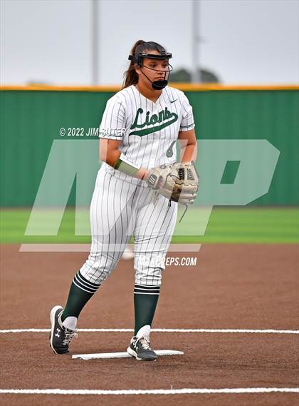Thumbnail 2 in Franklin vs East Bernard (UIL 3A Regional Semifinal Playoff) photogallery.