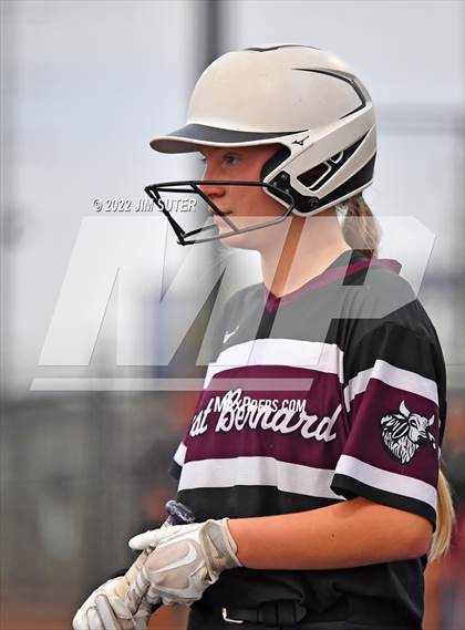 Thumbnail 1 in Franklin vs East Bernard (UIL 3A Regional Semifinal Playoff) photogallery.