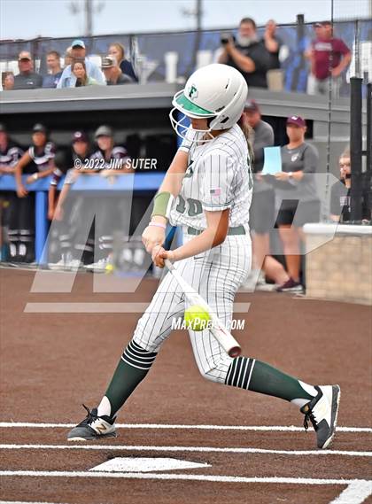 Thumbnail 3 in Franklin vs East Bernard (UIL 3A Regional Semifinal Playoff) photogallery.