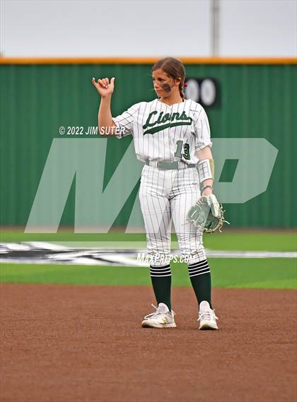 Thumbnail 1 in Franklin vs East Bernard (UIL 3A Regional Semifinal Playoff) photogallery.