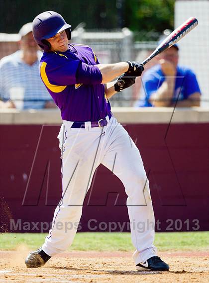 Thumbnail 2 in La Grange vs Needville (UIL 3A Region 4 Quarterfinal) photogallery.