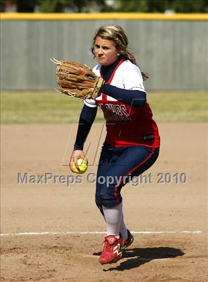 Thumbnail 2 in Sanger vs. Centennial photogallery.