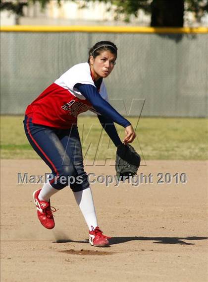 Thumbnail 3 in Sanger vs. Centennial photogallery.