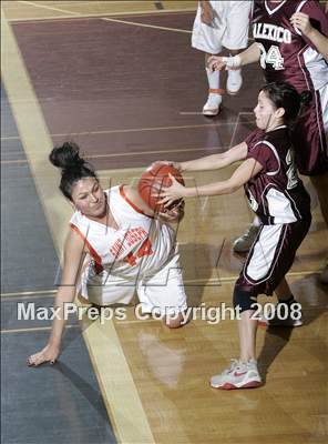 Thumbnail 2 in St. Joseph (Lakewood) vs. Calexico (Barona SoCal Holiday Prep Classic) photogallery.