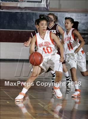 Thumbnail 3 in St. Joseph (Lakewood) vs. Calexico (Barona SoCal Holiday Prep Classic) photogallery.