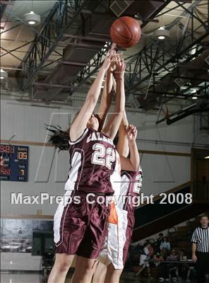 Thumbnail 1 in St. Joseph (Lakewood) vs. Calexico (Barona SoCal Holiday Prep Classic) photogallery.