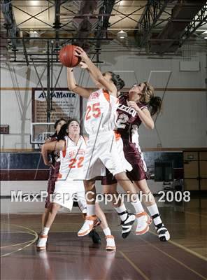 Thumbnail 1 in St. Joseph (Lakewood) vs. Calexico (Barona SoCal Holiday Prep Classic) photogallery.