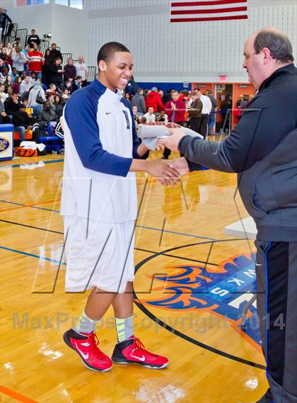 Thumbnail 2 in Kingston vs. Newburgh Free Academy (Section 9 Class AA Final) photogallery.