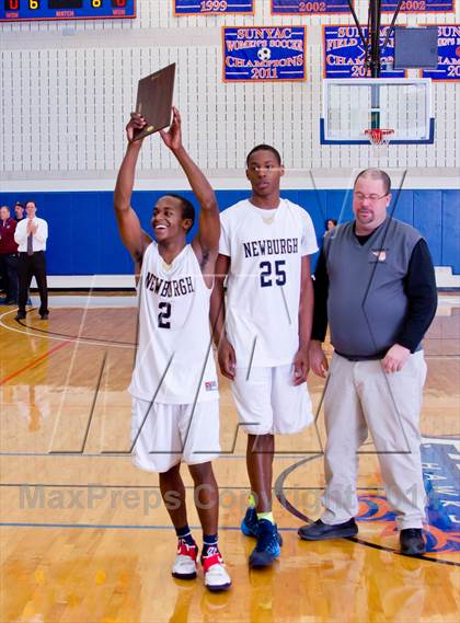 Thumbnail 2 in Kingston vs. Newburgh Free Academy (Section 9 Class AA Final) photogallery.