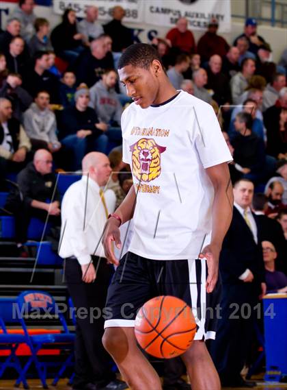 Thumbnail 3 in Kingston vs. Newburgh Free Academy (Section 9 Class AA Final) photogallery.