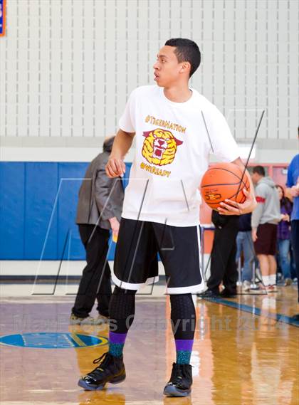 Thumbnail 1 in Kingston vs. Newburgh Free Academy (Section 9 Class AA Final) photogallery.