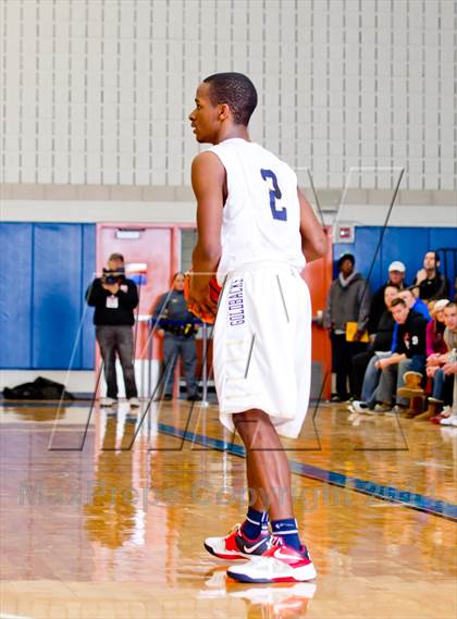 Thumbnail 2 in Kingston vs. Newburgh Free Academy (Section 9 Class AA Final) photogallery.