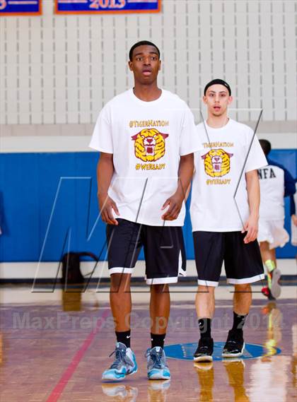 Thumbnail 1 in Kingston vs. Newburgh Free Academy (Section 9 Class AA Final) photogallery.