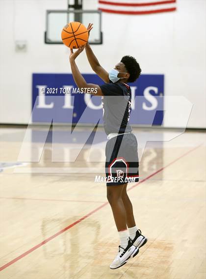Thumbnail 3 in Providence Day @ Covenant Day photogallery.
