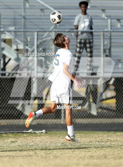 Thumbnail 3 in Catalina vs Sahuarita (Ismael Arce Invitational) photogallery.